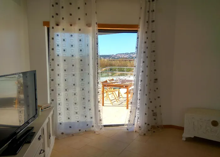 Апартаменты Casa Dos Medros Сан-Мартинью-ду-Порту